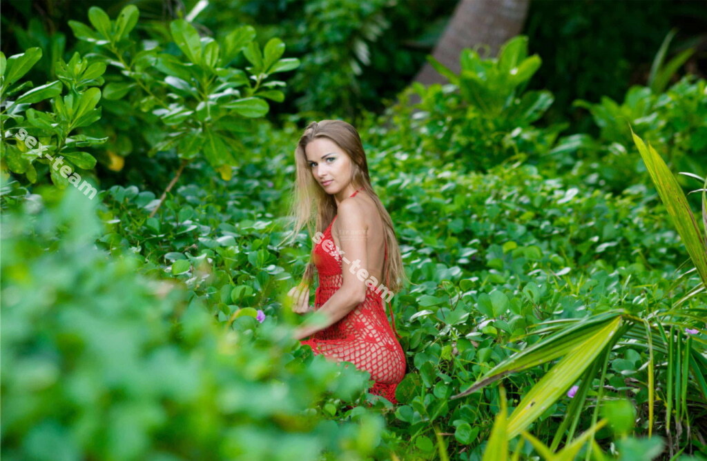 Массаж: Настя